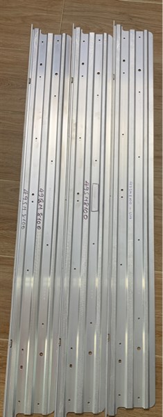 49SM8100