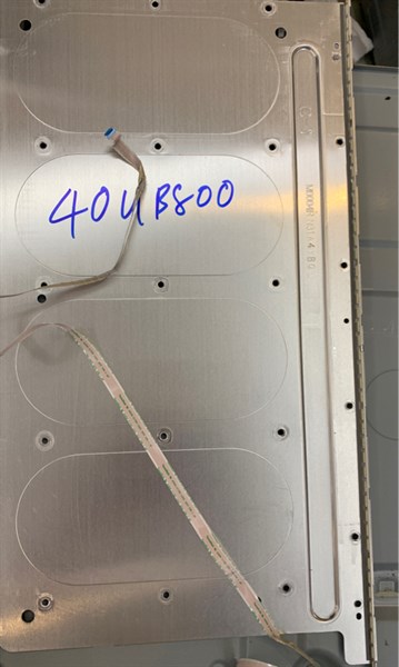 40UB800 led