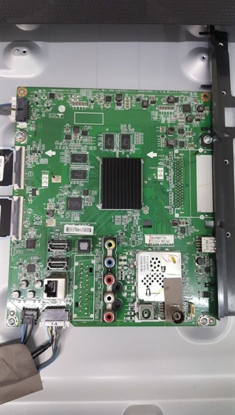 55UF680 vi chính tháo máy