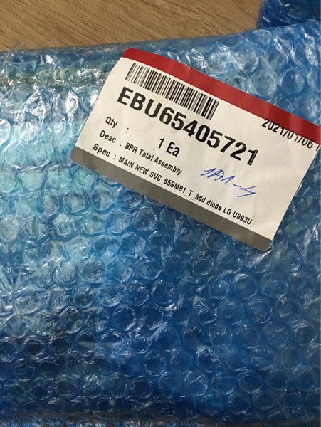65SM8100 mới