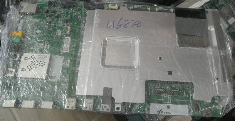 55UG870 chung với 65UG870
