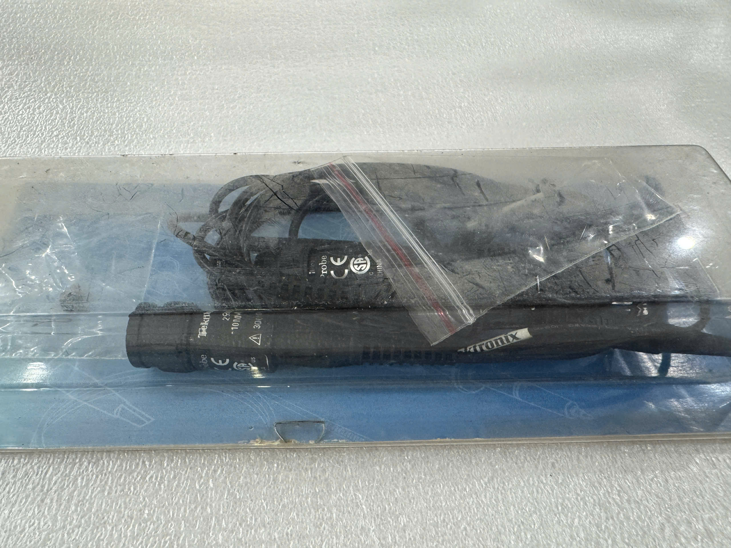 Que đo máy hiện sóng Tektronix TPP0201 (200MHz/1.3m) Hàng chính Hãng mới tinh