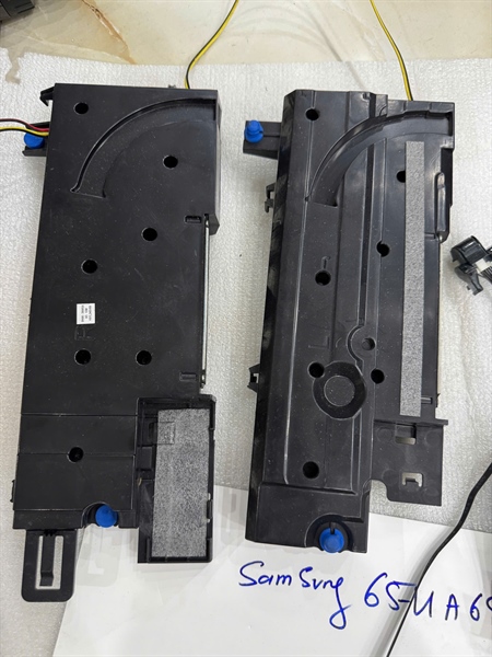 Loa cho Tivi samsung hàng tháo máy còn hoạt động tốt model 65MU6400K(1 đôi)