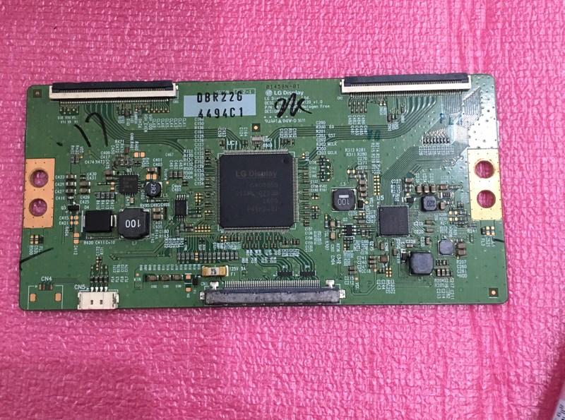 V16 55UH750