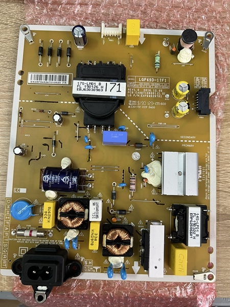 49D-17F 49UJ 49UK 49Um 49UN new (nguồn 2 chân)