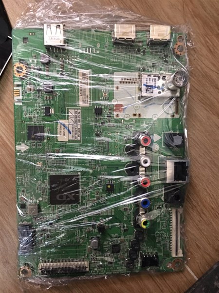 32LM570 Tháo máy thay cho LK550 phai thay cả Wifi