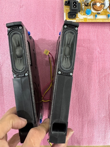 Loa tivi samsung BN63-18444 và BN63-18443 70NU6900-70RU7200 (1 cặp tháo máy hoạt động tốt)