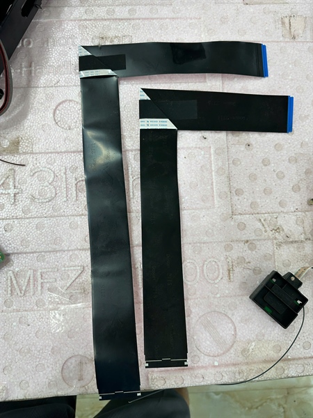 Cáp từ Bo chính lên Màn Hình tivi TCL L55P8 hàng Tháo máy còn hoạt động Tốt