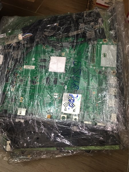 55UB700
