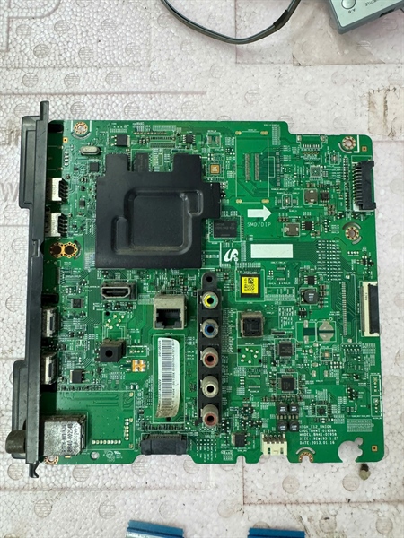 Bo mạch chính Tivi Samsung model UA46F5501AR Tháo máy hoạt động Tốt