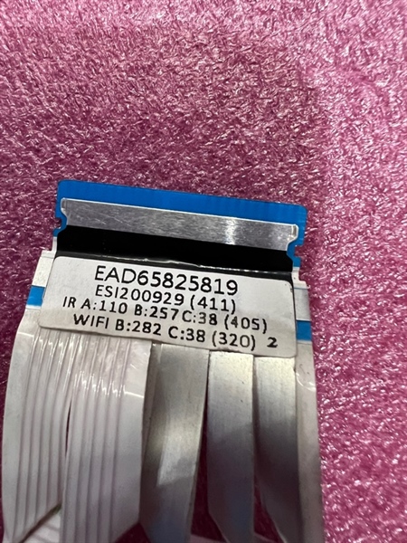 Cáp wifi mắt nhận mã LK EAD65825819 dùng cho model OLed48C1/CX tháo máy sử dụng tốt