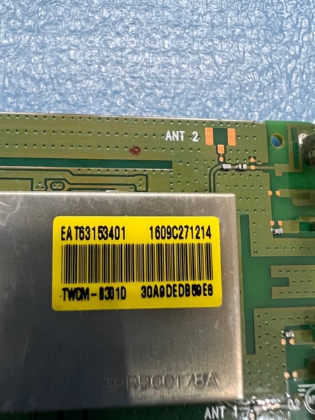 Wifi tivi LG mã EAT63153401 dùng cho các model 49UH6500.AWZ, 49UH7700.AWZ, 49UW760H.AWZ, 55EW961H.AMA, 55UH6500.AWZ, 55UH7650.AWZ, 55UH7700., 55UH8500, 55UW760, 58UH6300, 60UH6500, 60UH7650, 60UH7700, 65UH6500, 65UH76500, 65UH8500, 65UH9500, 70UH6350 tháo máy sử dụng tốt