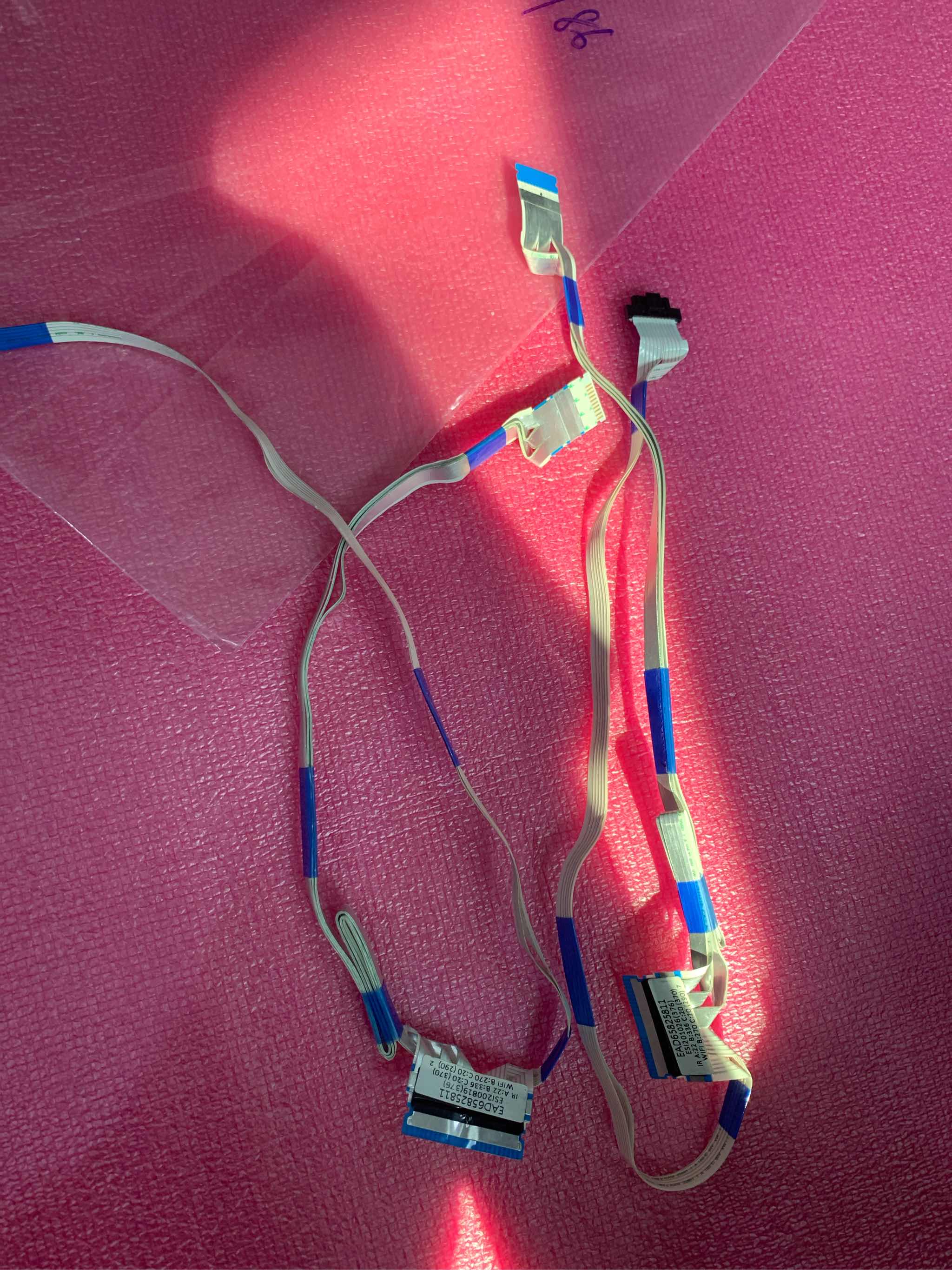 Cáp Wifi Mắt Nhận Tivi LG Mã LK EAD65825811 dùng cho các model 55NANO81/86 tháo máy sử dụng tốt