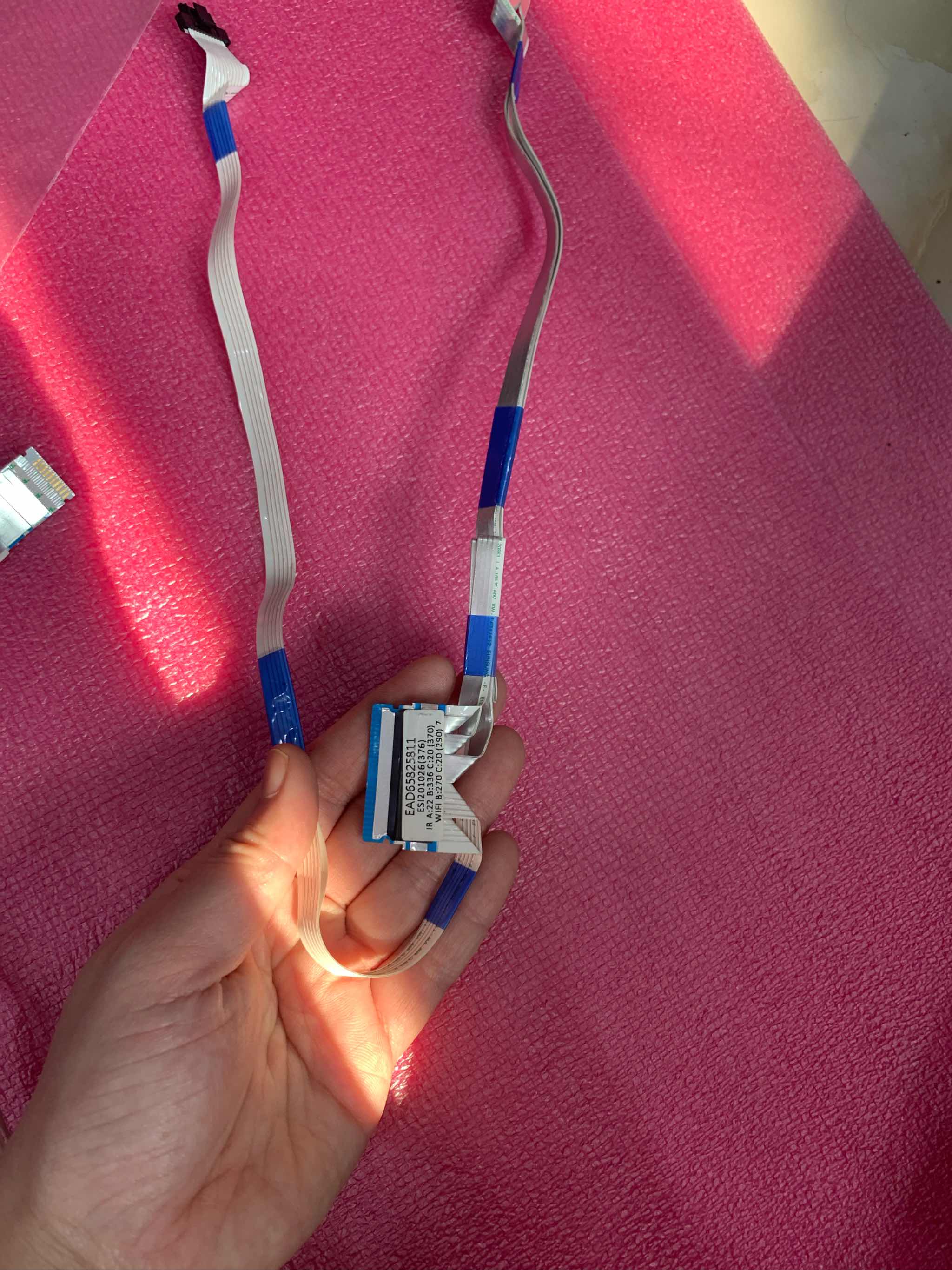 Cáp Wifi Mắt Nhận Tivi LG Mã LK EAD65825811 dùng cho các model 55NANO81/86 tháo máy sử dụng tốt