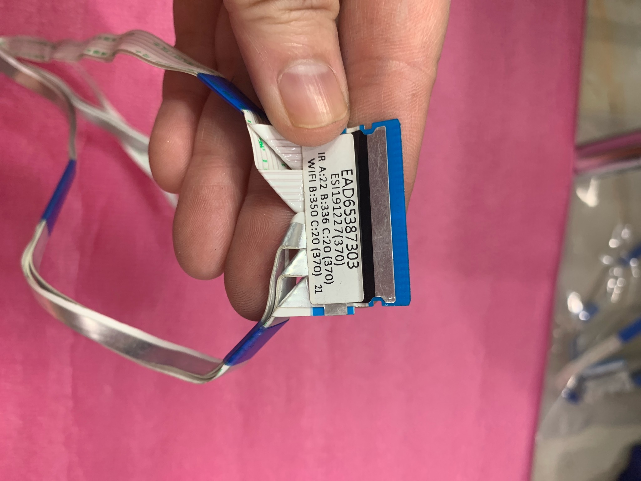 Cáp wifi mắt nhận mã LK EAD65387303 dùng cho cac model 65SM8100/65US/UT761 tháo máy sủ dụng tốt