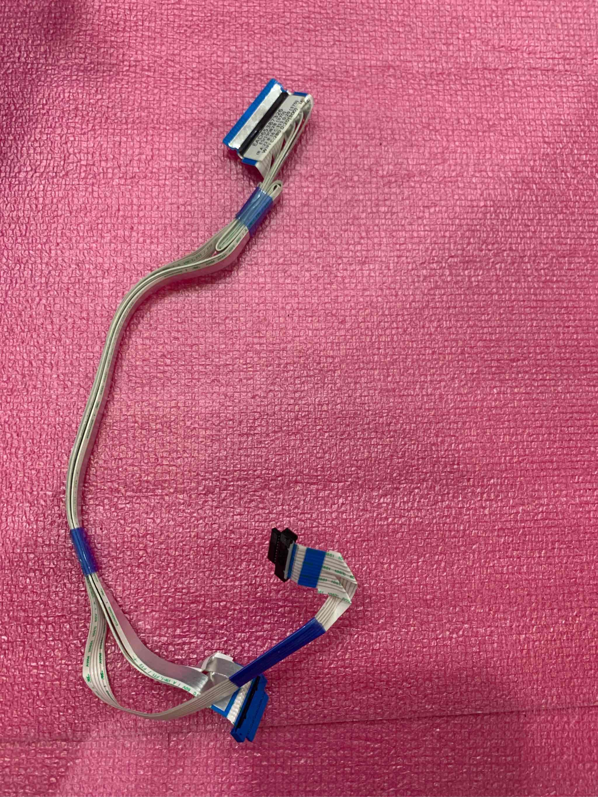 Cáp wifi mắt nhận mã LK EAD65387326 dùng cho các model 55UM7290/7300/US660/UL3G/UT640S0TA 65UM7290/US660H0/UT640S0/660H0 tháo máy sử dụng tốt