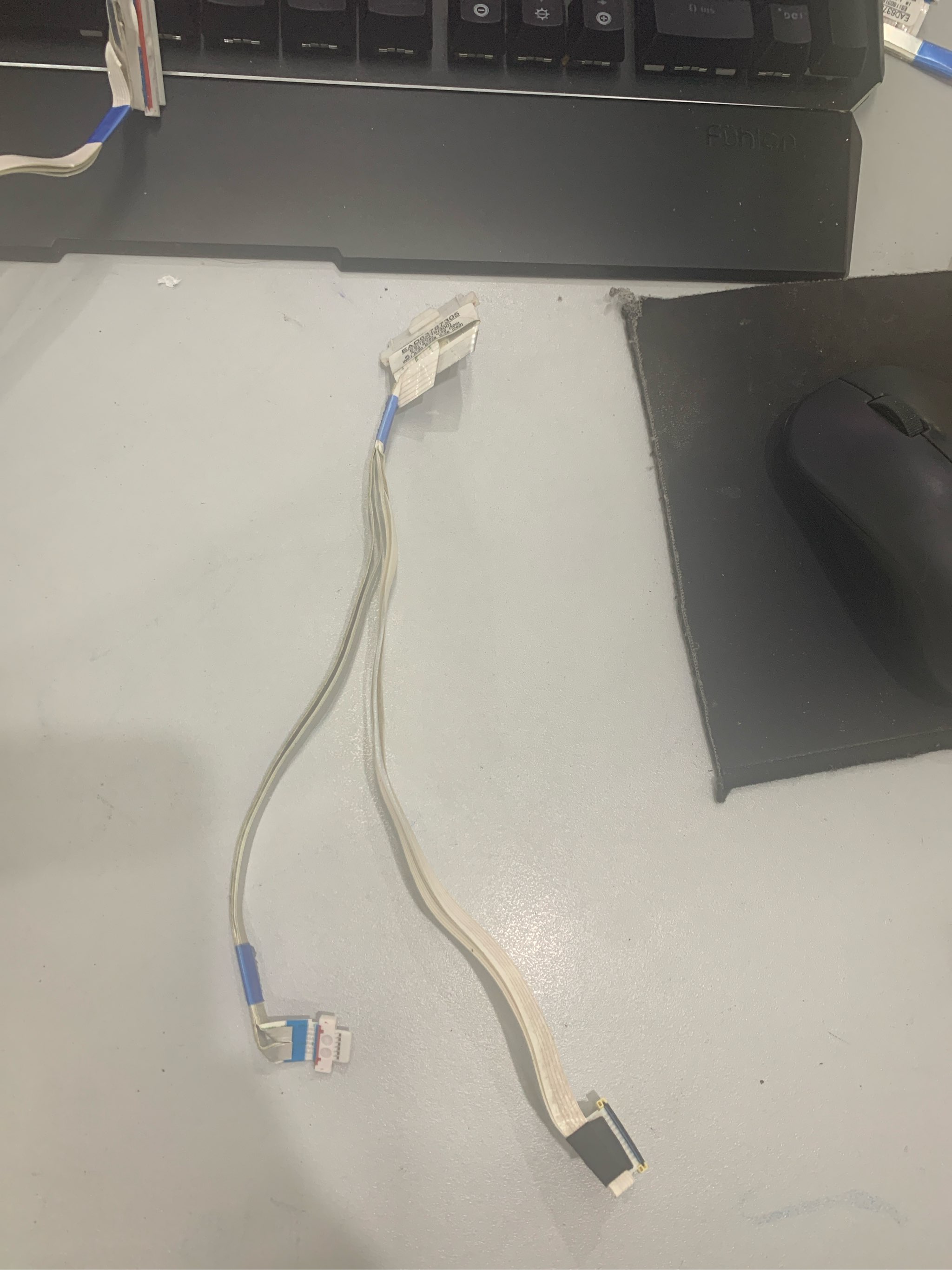 Cáp wifi tivi LG mã linh kiện EAD63787305 dùng cho model 43LH570 43LH590 tháo máy sử dụng tốt