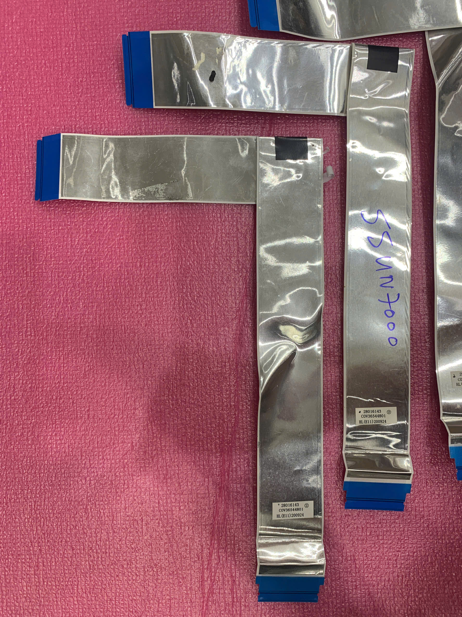 Cable,FFC cáp từ bo mạch chính lên màn hình tivi LG Mã COV36544801 Hàng Tháo máy còn Hoạt động tốt