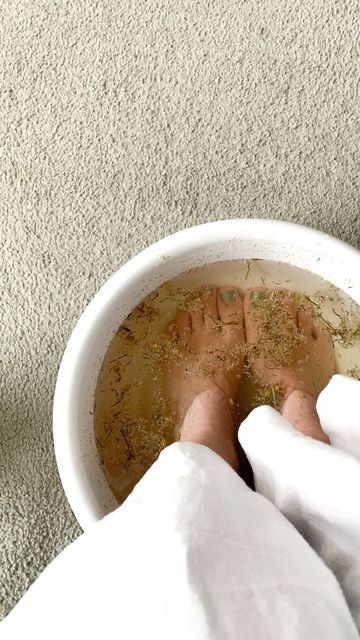 Combo A (Cuticle care for hands &amp; feet + foot soak &heel scrub)