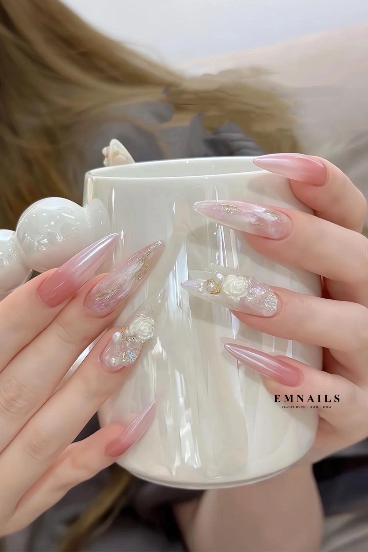 Gel Extensions – For Elegant, Slender Hands