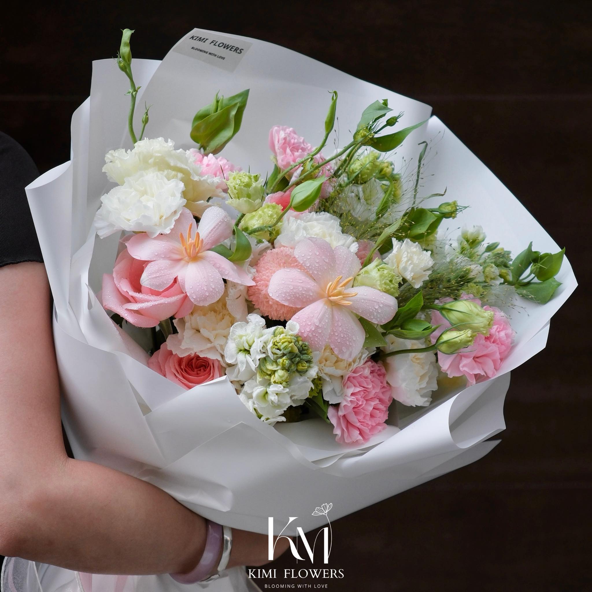 Bó Hoa Tone Hồng Tặng Người Yêu - Bó Hoa Cúc Mẫu Đơn Garden Style - 胡志明市花束配送