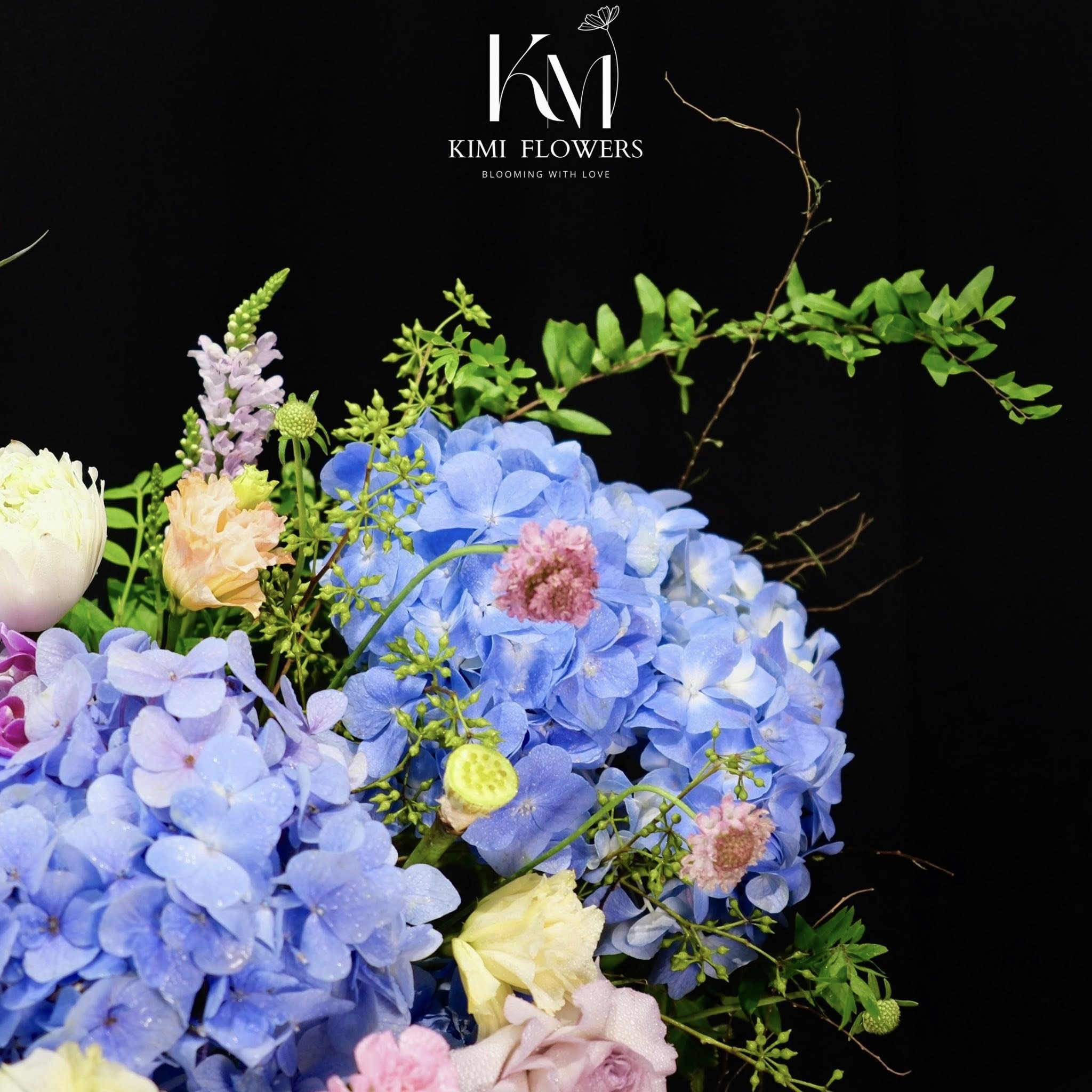 Floral Serenade   HTP0232