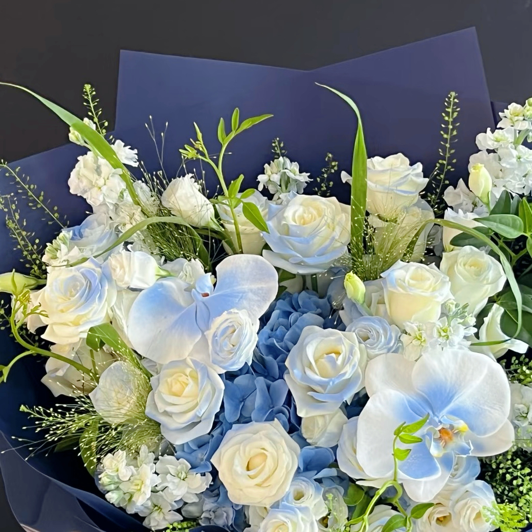 To Be Love    HTP0261