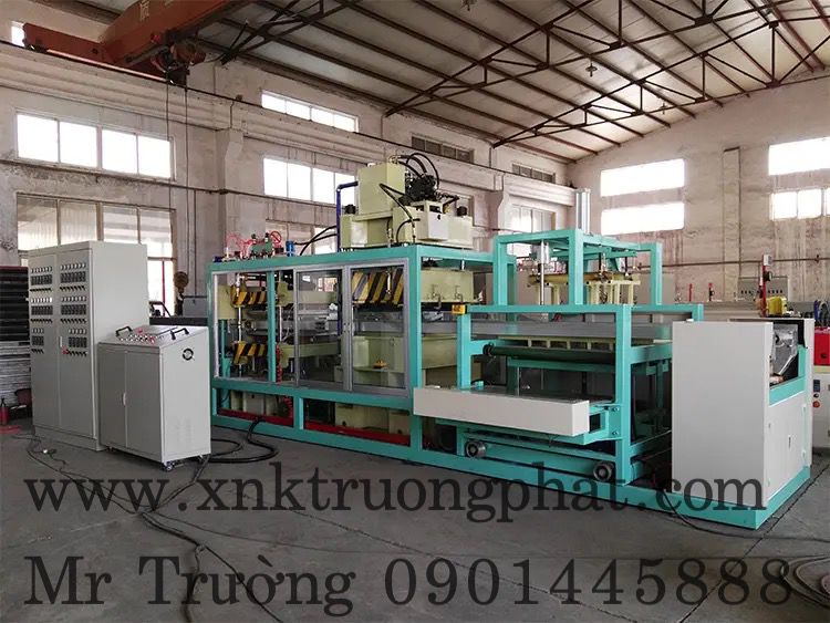 1. Khay xốp là gì? Máy làm khay xốp tự động giá cạnh tranh