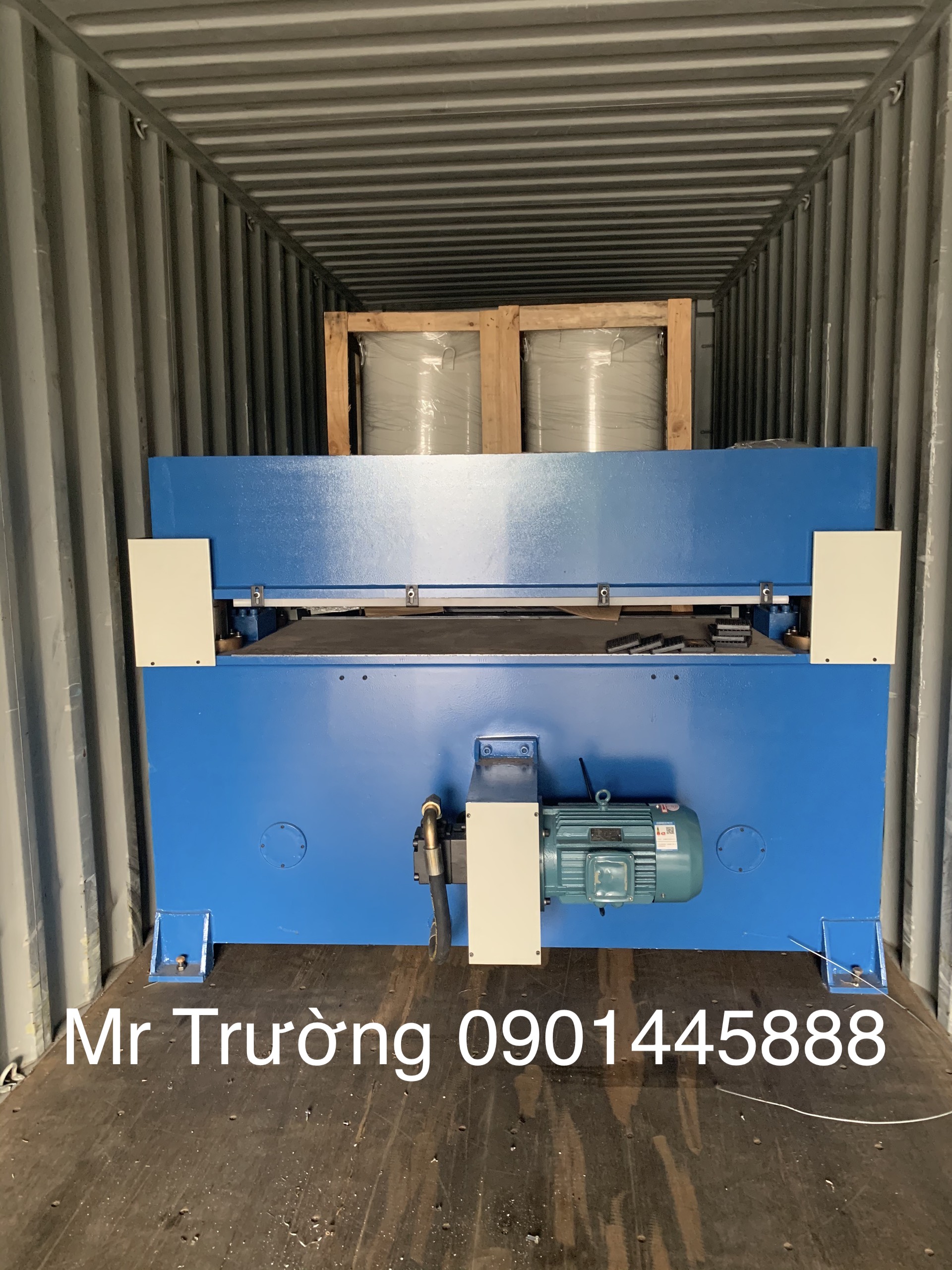 Máy bế nhựa , máy dập khay nhựa định hình 40 Tấn