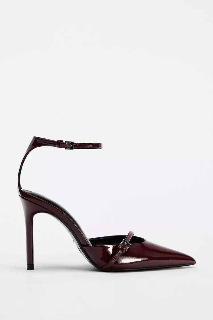 ANKLE STRAP BUCKLE HEELS