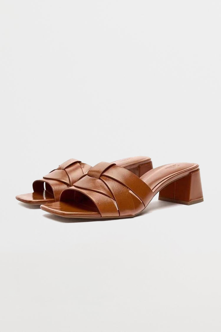 BLOCK HEEL SANDALS