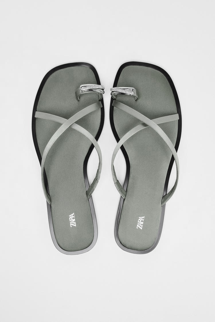 TOE-DETAIL SANDALS