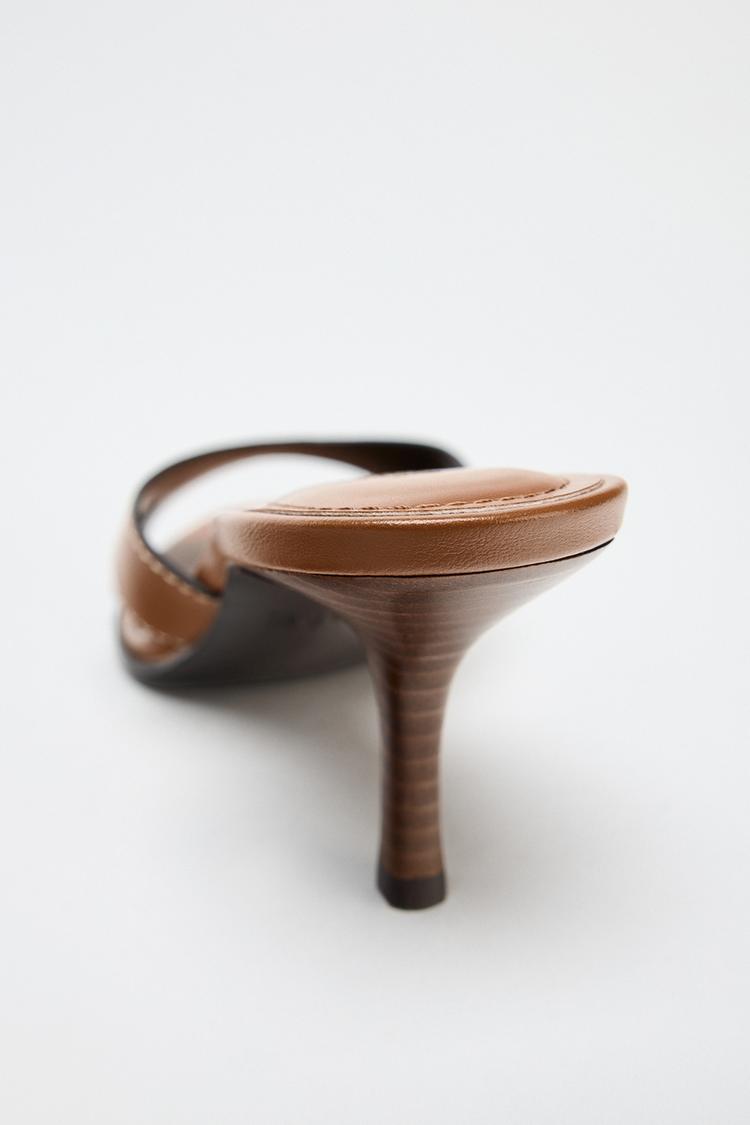 HIGH-HEEL SANDALS WITH TOPSTITCHING