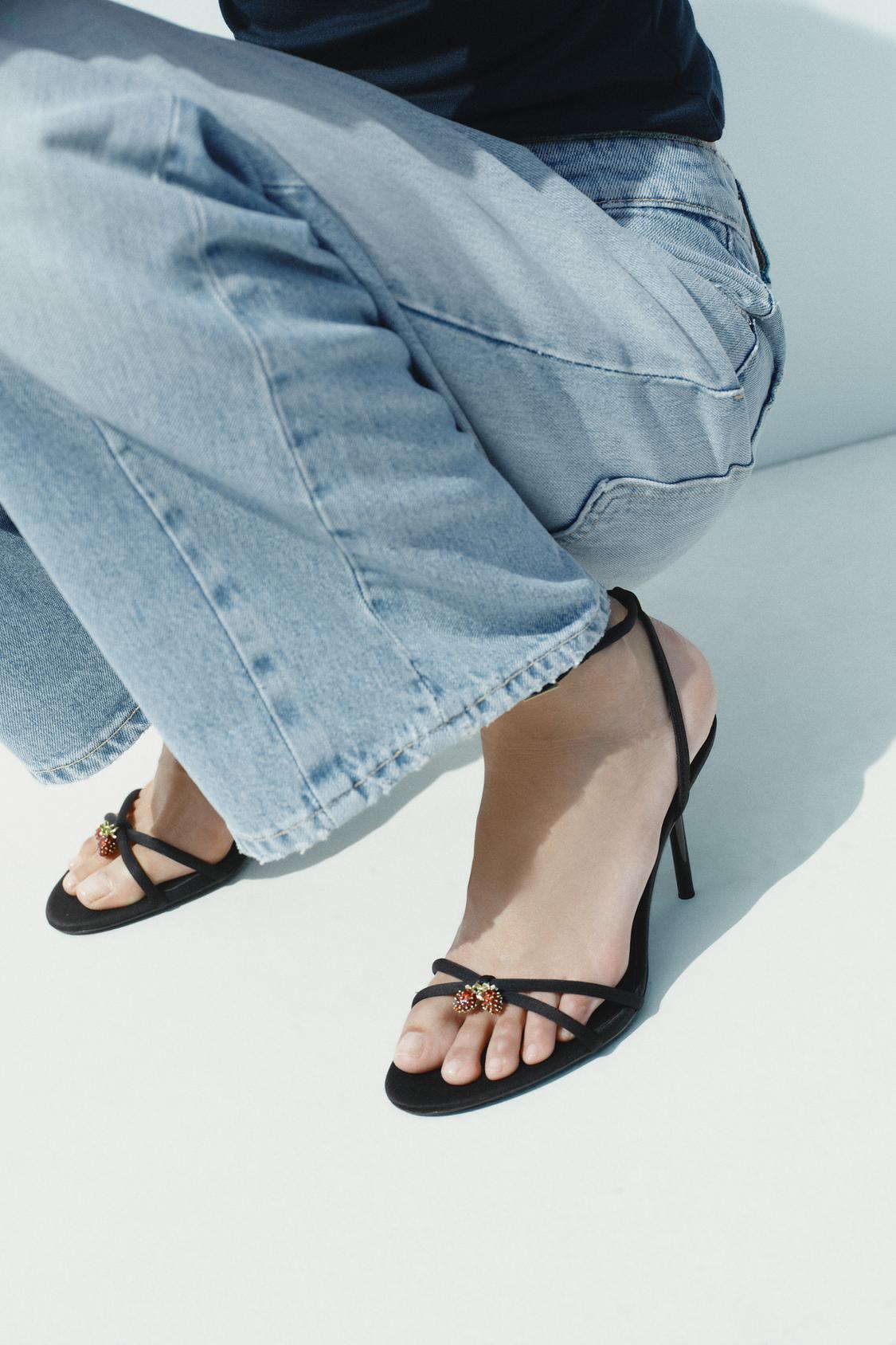 BEADED CROSSED STRAP SANDALS