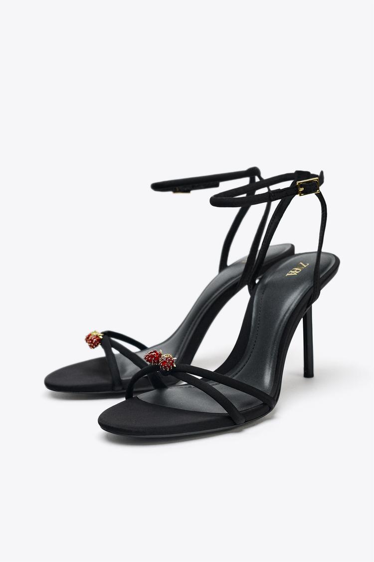 BEADED CROSSED STRAP SANDALS