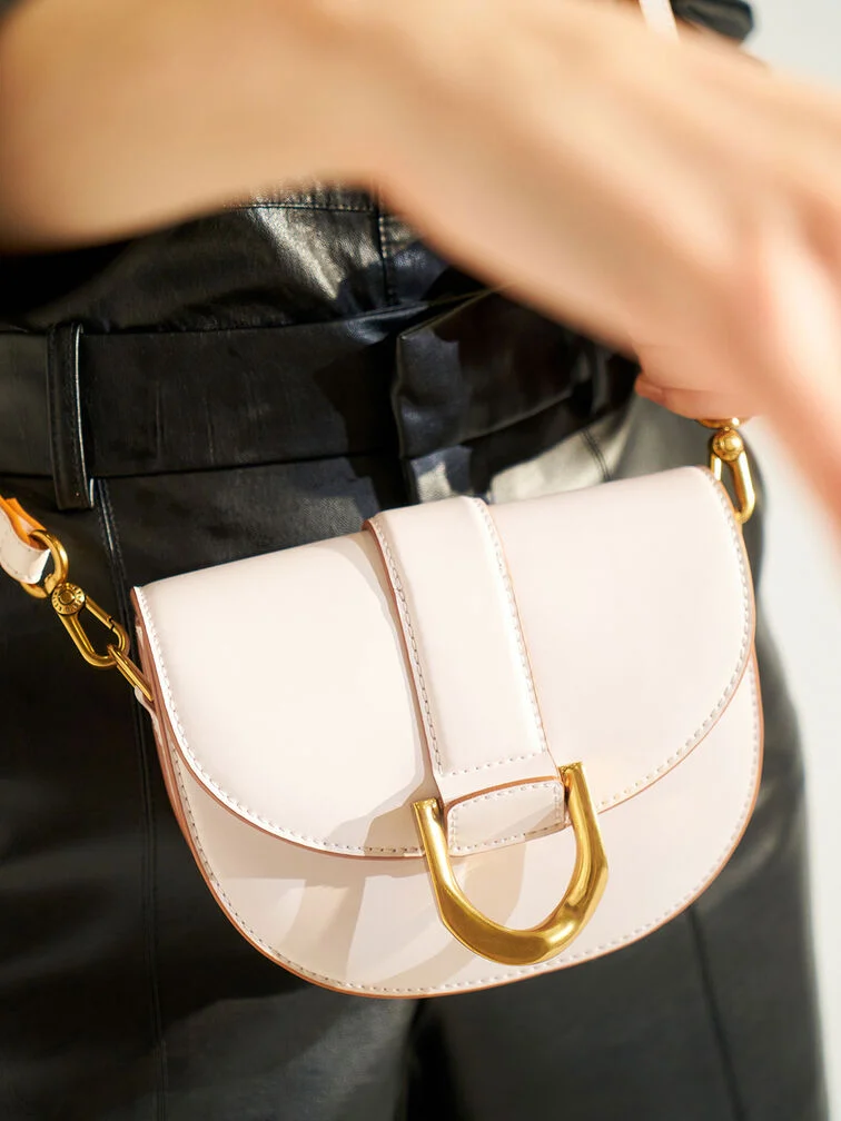 Saddle Crossbody Bag