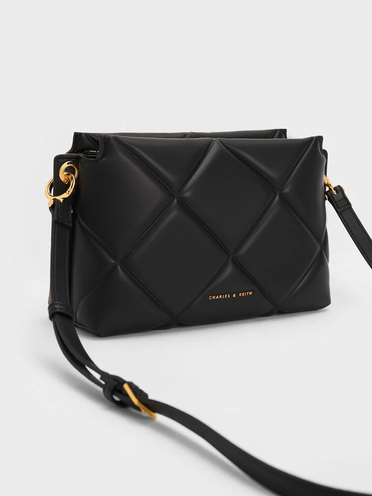 Danika Chunky Chain Padded Bag