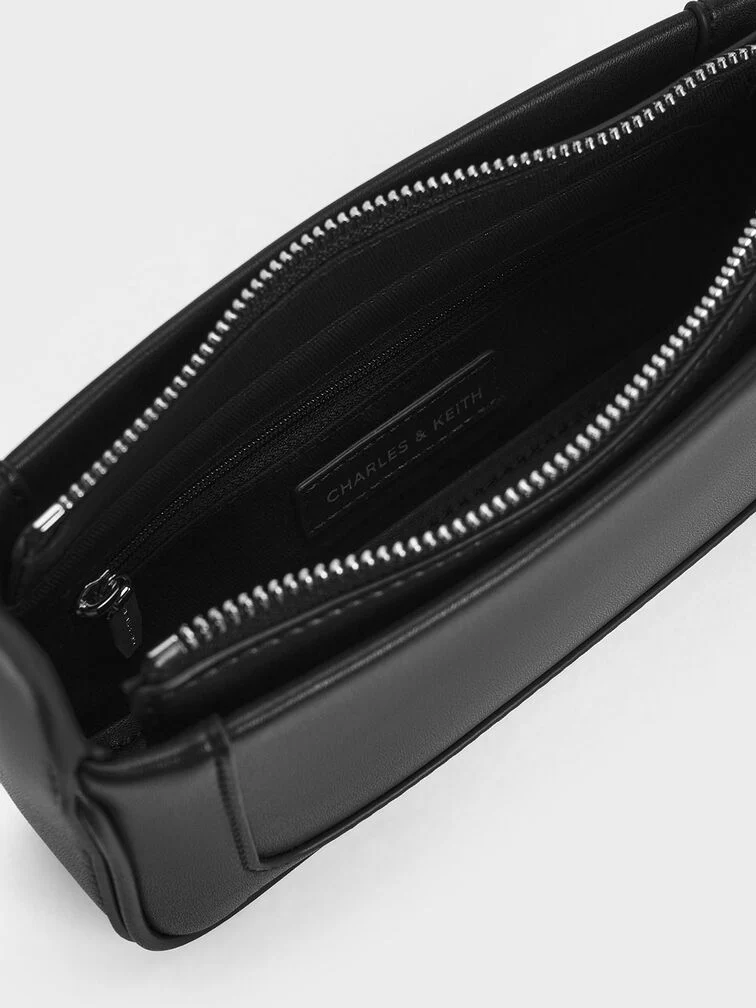 Daylla Square Shoulder Bag