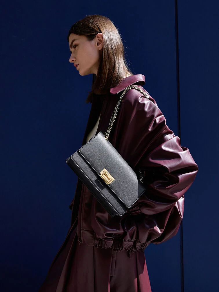 Everline Shoulder Bag Braided-Strap