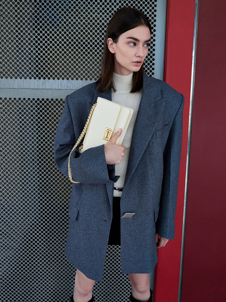 Everline Shoulder Bag Braided-Strap