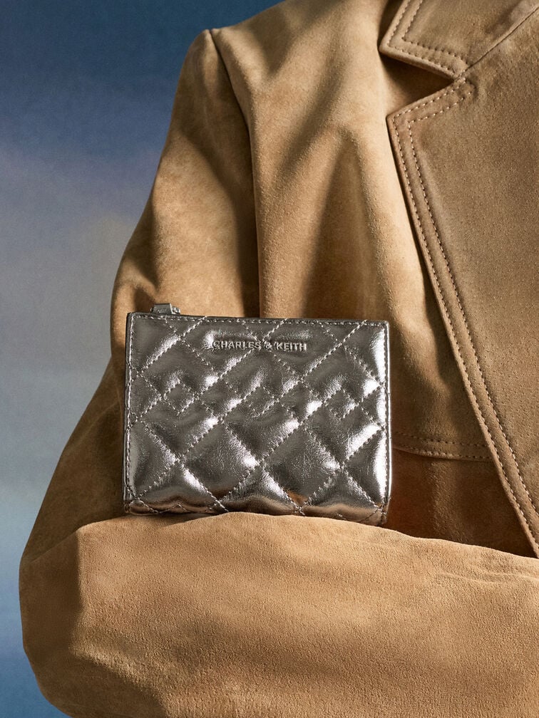Duo Metallic Quilted Short Wallet
