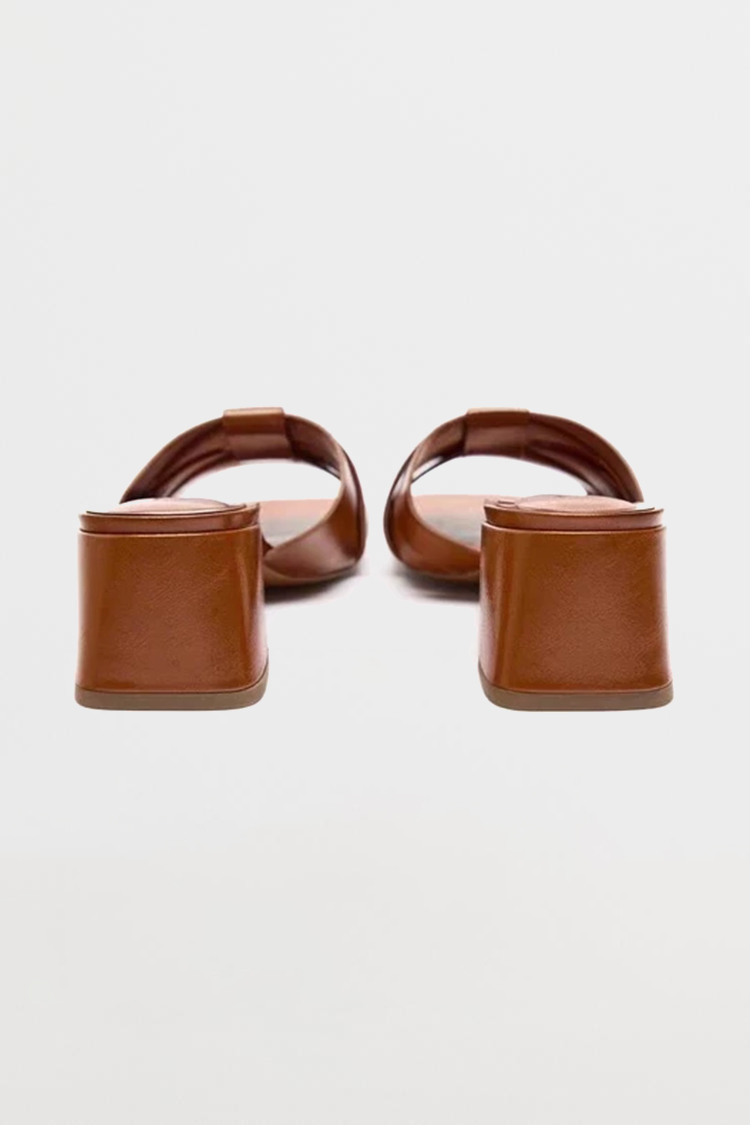 BLOCK HEEL SANDALS