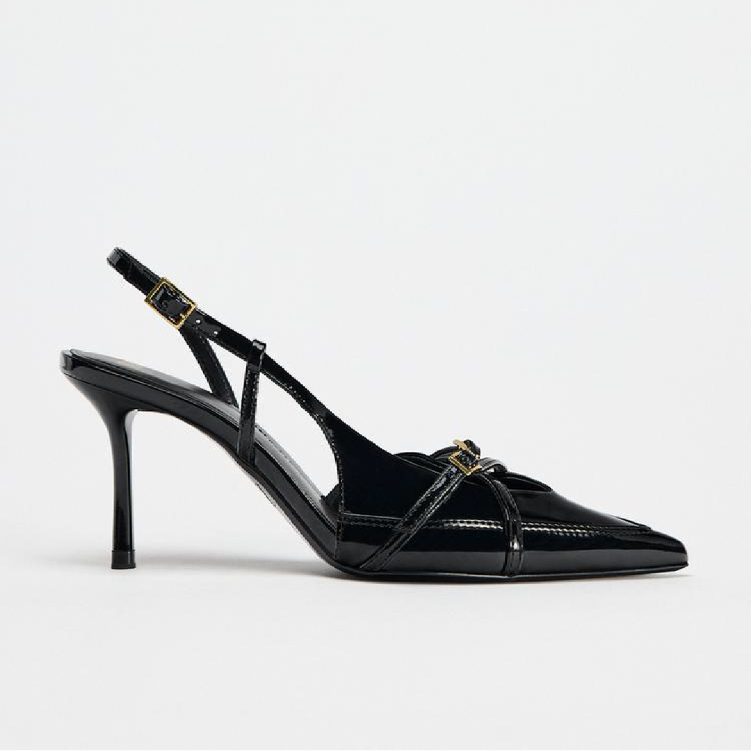 BUCKLE STRAP HEELS