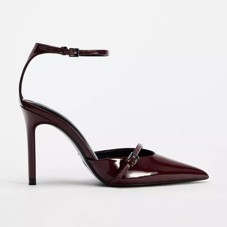 ANKLE STRAP BUCKLE HEELS