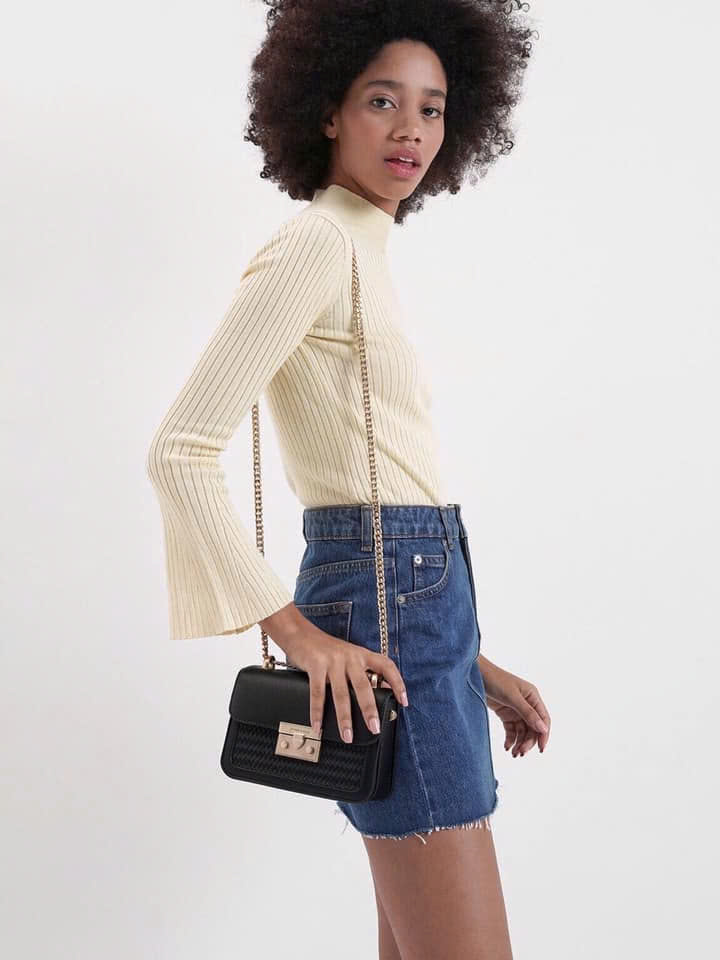 Woven Boxy Chain Strap Bag