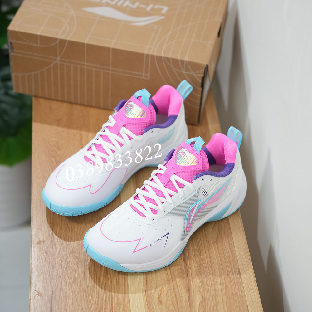 2 Giày cầu lông chuyên nghiệp Li-Ning AYZU019-2