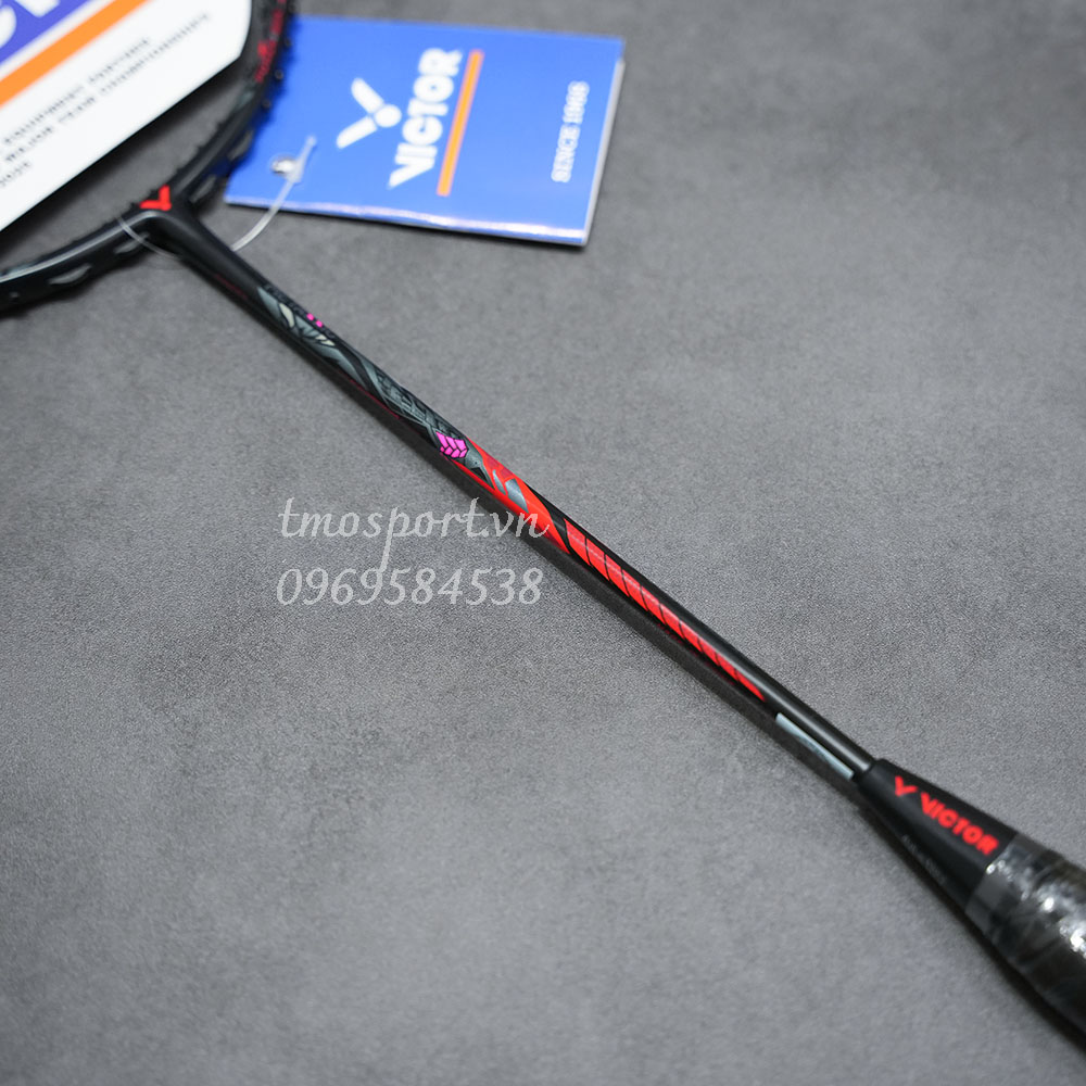 Vợt cầu lông Victor TK- Ryuga Metalic (chưa bao gồm cước)