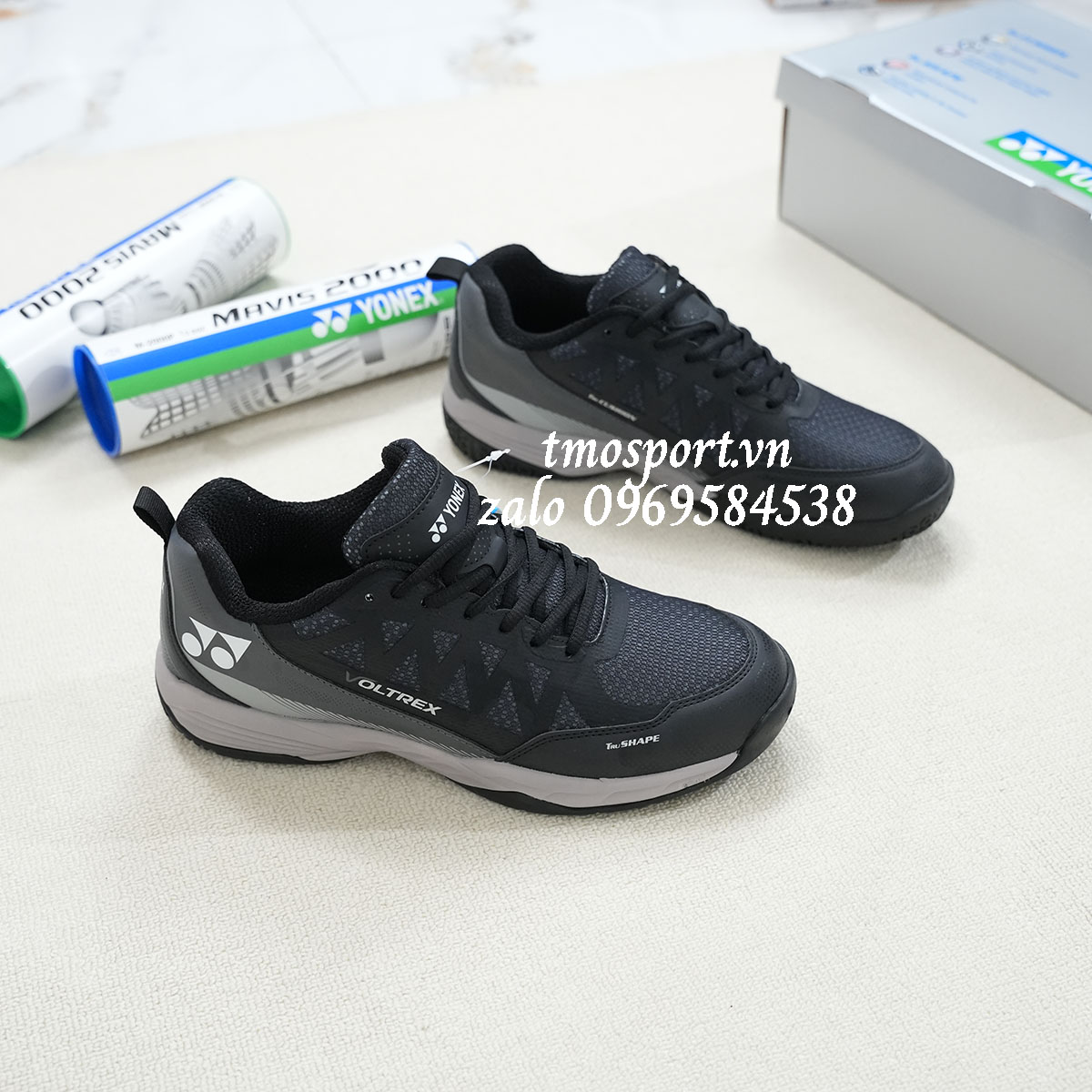 Giày cầu lông Yonex Voltrex đen xám