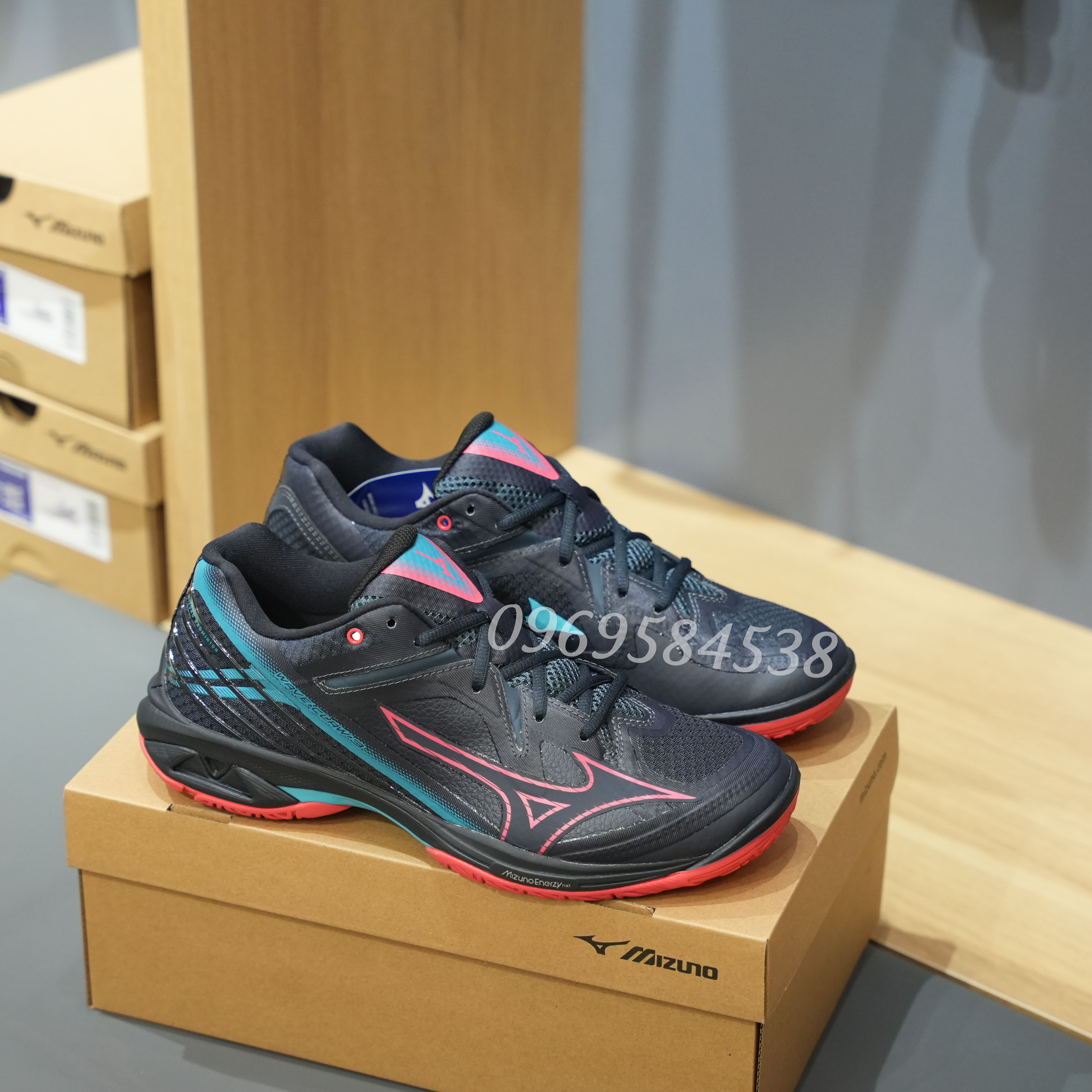 Giày cầu lông Mizuno WAVE CLAW 3 full đen
