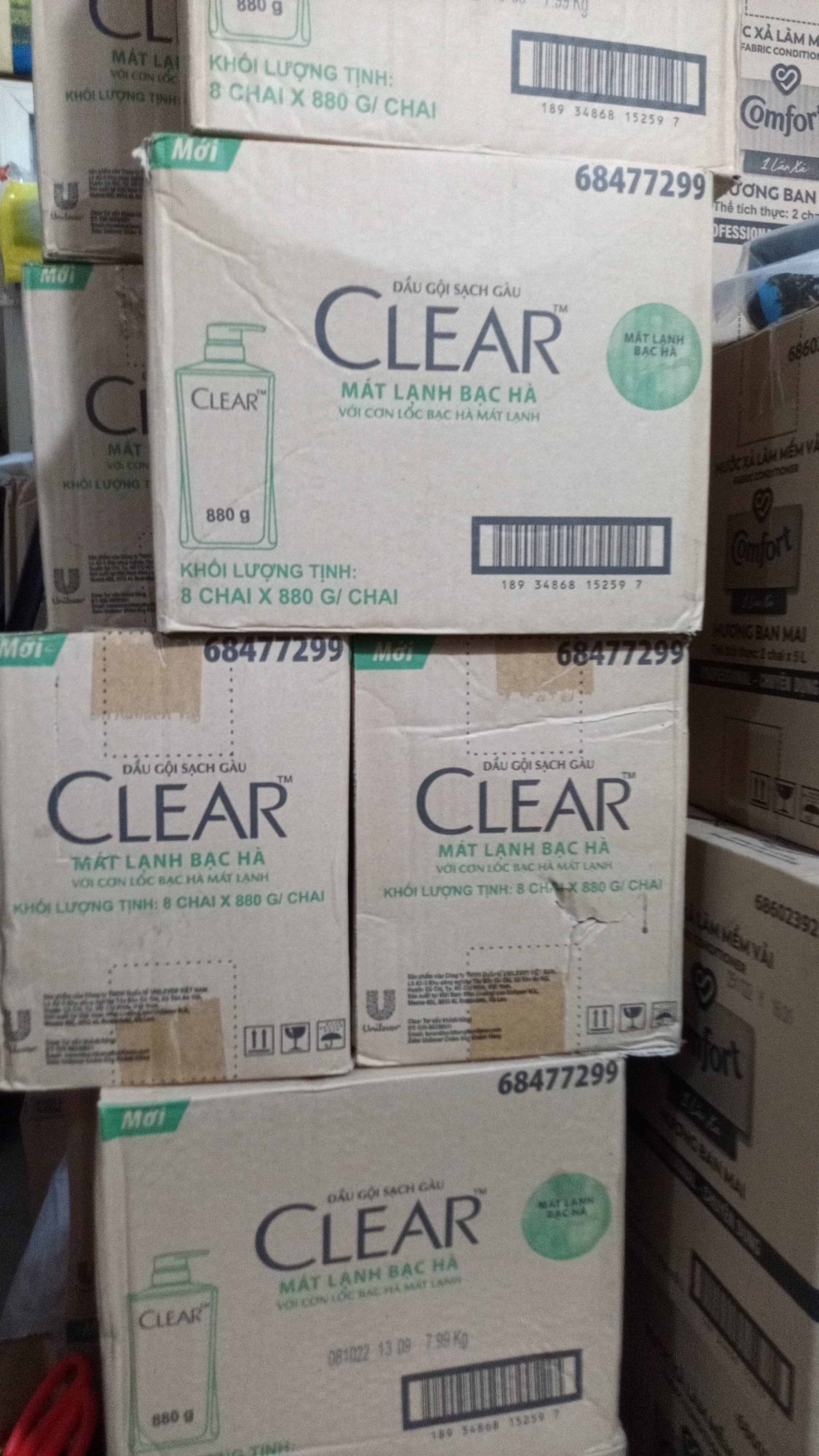 Clear Dầu Gội Mát Lạnh Bạc Hà Chai - 880G